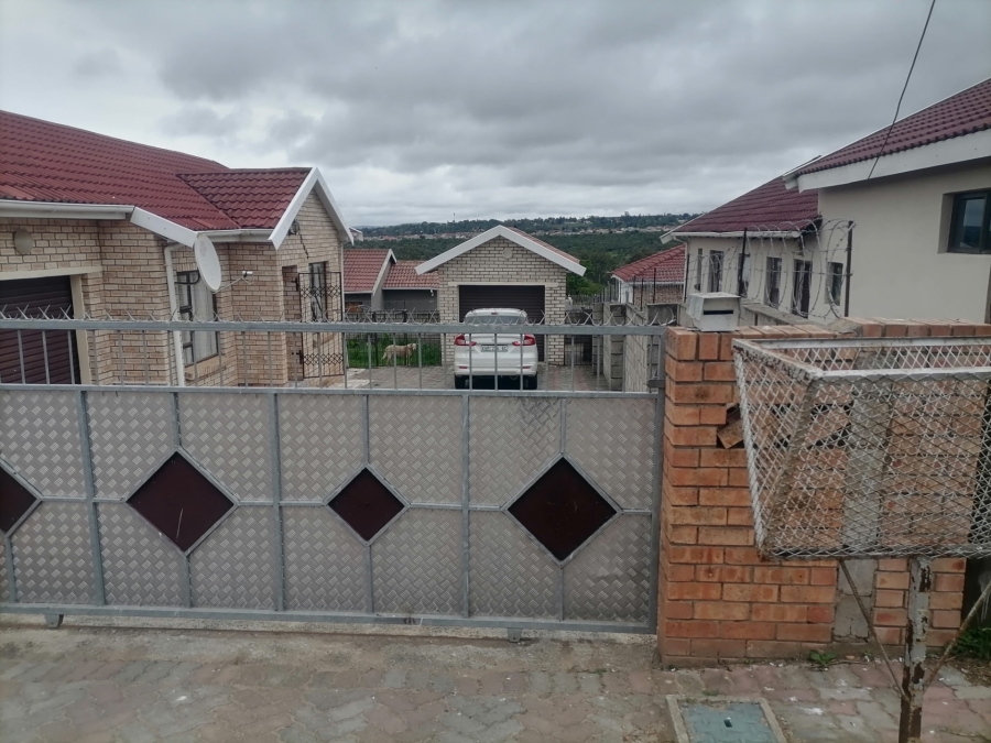 3 Bedroom Property for Sale in Zwelitsha Eastern Cape